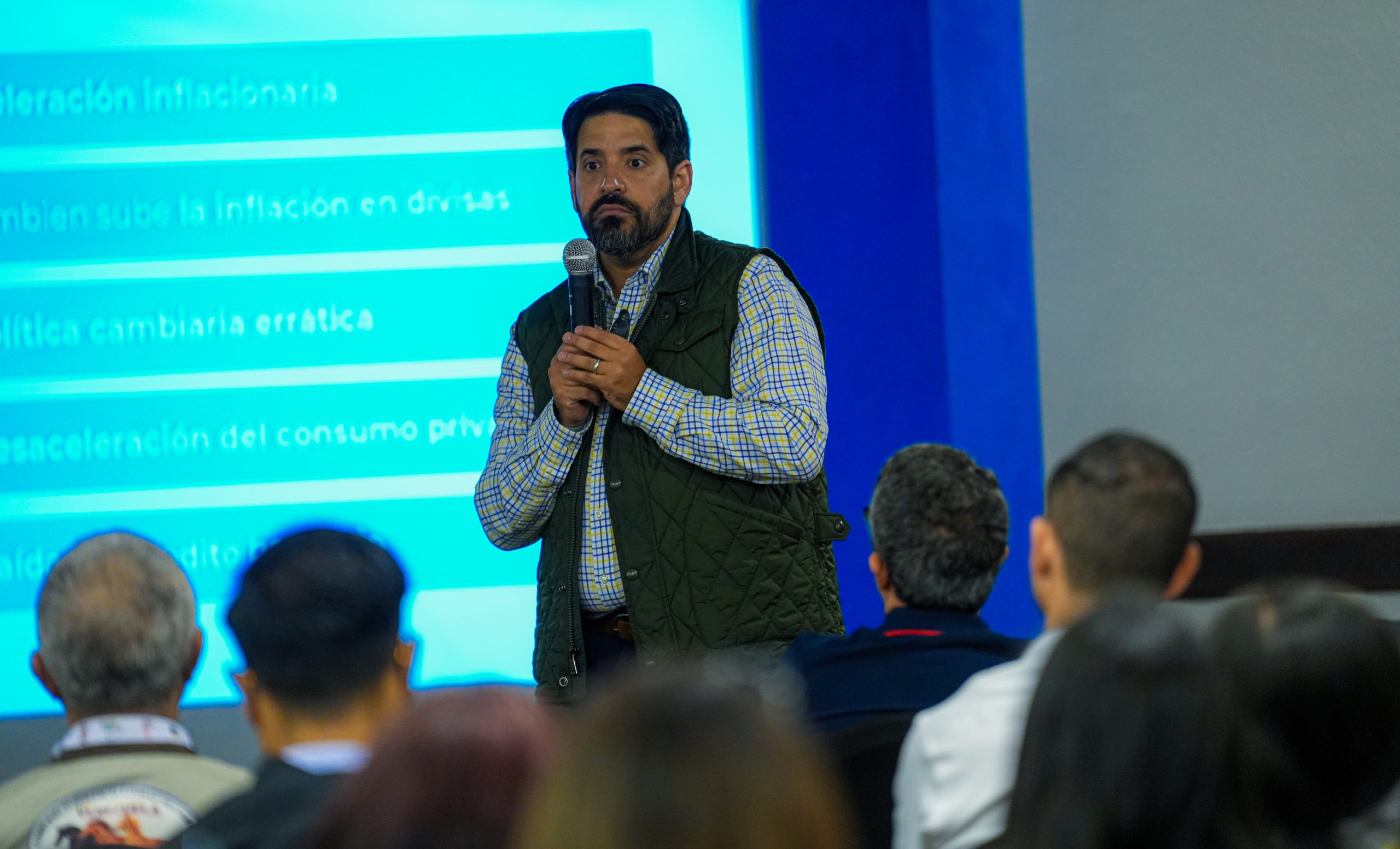 Asdrúbal Oliveros destacó oportunidades de crecimiento económico de los panaderos en Venezuela